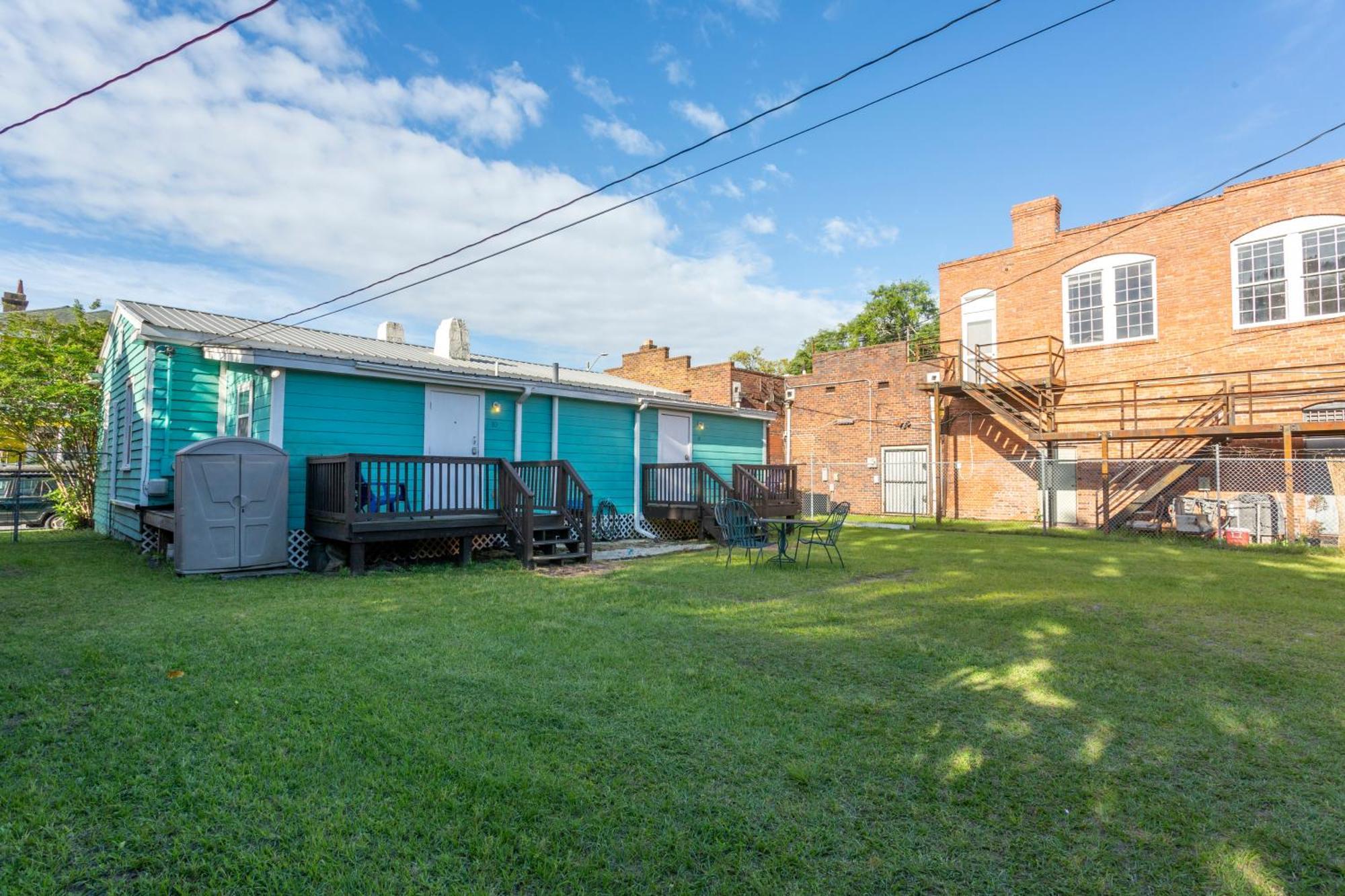 Stella Blue - 8 Apartment Savannah Exterior photo